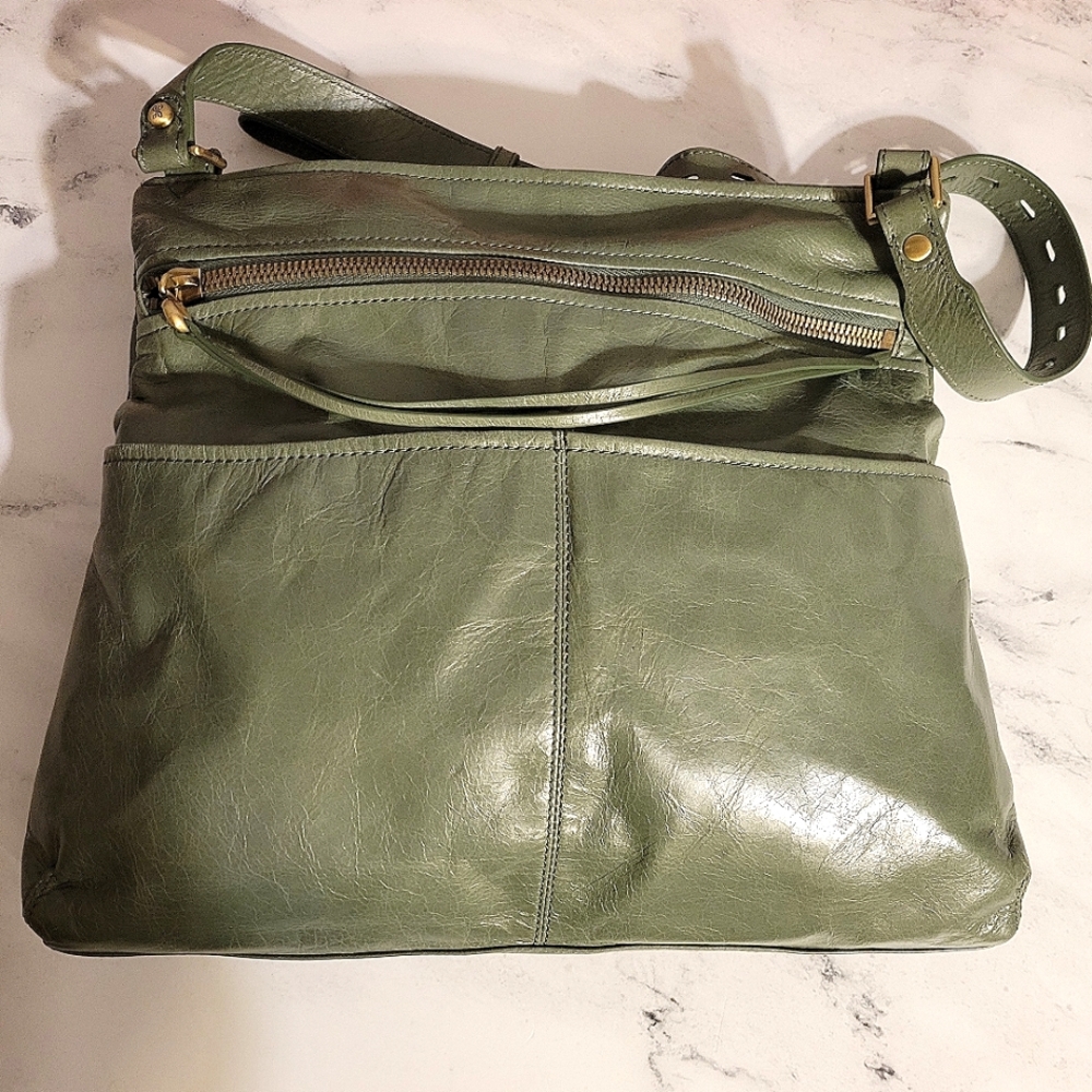 HOBO Beautiful Dark Sage/Olive Leather Wanderlust Lining Crossbody/Shoulder Bag